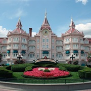 Disneyland Hotel