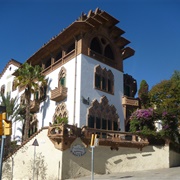 Best Bank of the World, Bares Peninsula