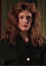 Julianne Moore (Tales From the Darkside) (1990)