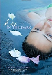 Kiss in the Dark (Lauren Henderson)