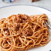 Whole-Wheat Spaghetti With Lamb, Tomato, and Cumin Sauce (Kuwait)