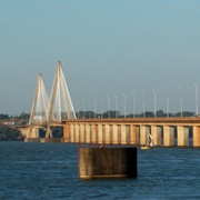 San Roque González De Santa Cruz Bridge