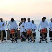 Bodu Beru Performance, Maldives