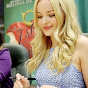 Dove Cameron