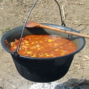 Hungarian Goulash Soup (Gulyásleves)