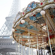 Ride the Carousel at Jardins Du Trocadéro.