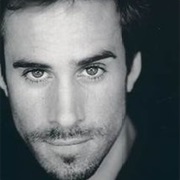 Joseph Fiennes