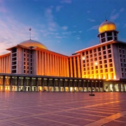Istiqlal Mosque, Jakarta