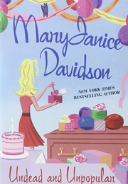 Undead and Unpopular (Maryjanice Davidson)