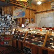Sheri's Sweet Shop (Winthrop, Washington)