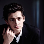 Aneurin Barnard