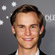 Rhys Wakefield