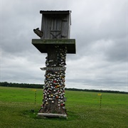 Mug Tree, Yale, Illinois