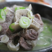 Gomguk / Beef Bone Soup