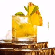 Pineapple Vanilla Mojito