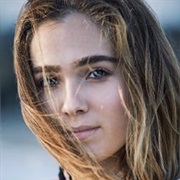 Haley Lu Richardson