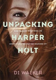 Unpacking Harper Holt (Di Walker)