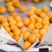 Khanom Khai Nok Kratha