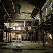 Explore an Abandoned Building