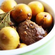 Eyerlekh (Unhatched Eggs)