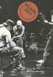 Pearl Jam: Place/Date (Lance Mercer)