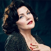 Sherilyn Fenn