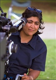 Gurinder Chadha - Bend It Like Beckham (2002)