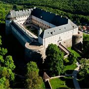 Červený Kameň Castle