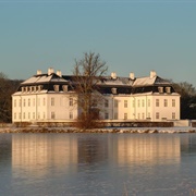 Hvidkilde Palace
