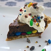 M & M Pie