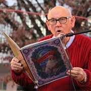 Read "'Twas the Night Before Christmas"