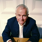 Ian Holm