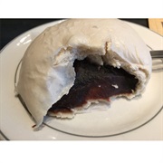Tau Sar Pau (Steamed Red Bean Buns)