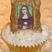 Mona Lisa Cupcake