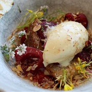 Trois Mec, Los Angeles