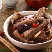 Ribs Stewed in Medicinal Herbs (藥燉排骨)