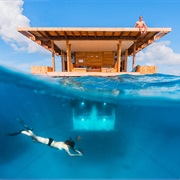 Manta Resort Underwater Room