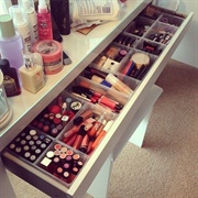 Organize Makeup
