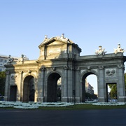 Puerta De Alcalá