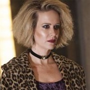 Sarah Paulson - Sally McKenna