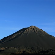Comoros: Mount Karthala (7,743 Ft)
