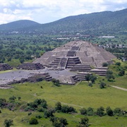 Pyramid of the Moon