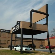 Gigantic Chair of Anniston