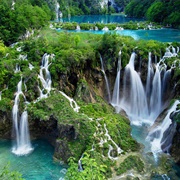 The Most Famous National Park Plitvice Lakes, Croatia 🇭🇷