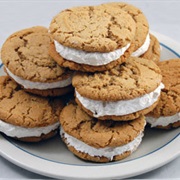 Oatmeal Whoopie Pies