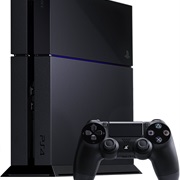 Sony PlayStation 4 (PS4)