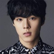 Kim Woo Seok (1996)