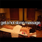 Get a Hot Stone Thaï Massage