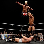 The Revival vs. Enzo Amore&Big Cass,NXT Takeover : London