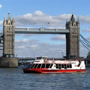 Take a Cruise Along the Thames